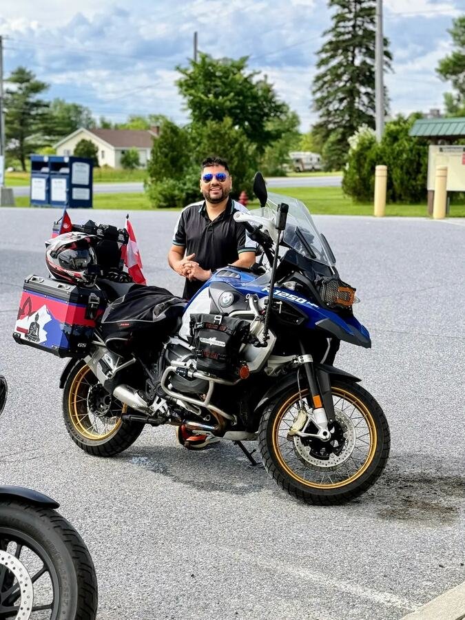 Rider6B roadside